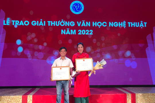 Đắk Nông có 2 tác phẩm đoạt giải thưởng văn học nghệ thuật năm 2022