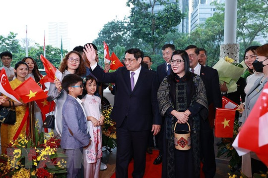 Thủ tướng Phạm Minh Chính bắt đầu thăm chính thức Cộng hòa Singapore