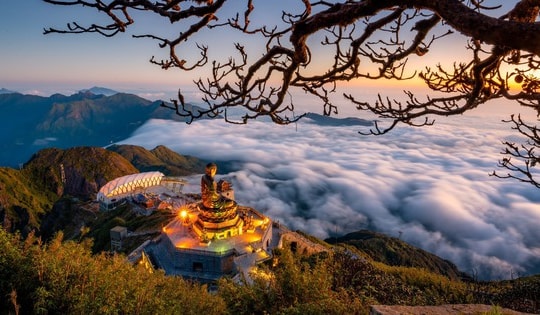 Đỉnh thiêng Fansipan - "Nàng thơ" cho các nhiếp ảnh  gia vươn tầm quốc tế