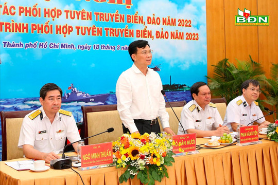 Đồng chí Hồ Văn Mười dự Hội nghị sơ kết công tác phối hợp tuyên truyền biển, đảo