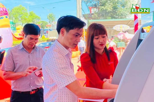 Agribank Đắk Nông đưa vào hoạt động hệ thống ATM thế hệ mới 