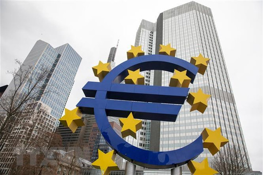 Kinh tế Eurozone tăng trưởng mạnh nhất trong 10 tháng