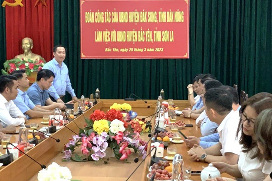 Huyện Đắk Song tìm hiểu phát triển KTXH ở tỉnh Sơn La