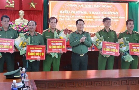 Lan tỏa phong trào thi đua “Sổ vàng lập công – Mỗi ngày một việc tốt vì Nhân dân” của Công an tỉnh Đắk Nông