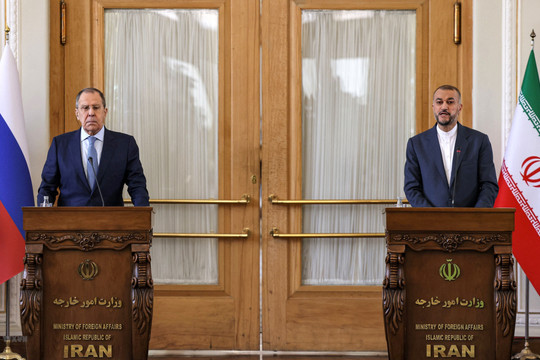 Iran và Nga sắp tiến tới ký kết thỏa thuận hợp tác dài hạn