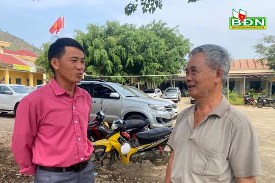 Vàng A Di, trưởng thôn người Mông gương mẫu