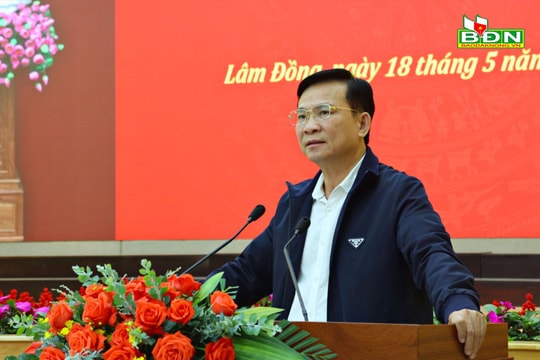 Chủ tịch UBND tỉnh Đắk Nông Hồ Văn Mười tham gia buổi làm việc với Đoàn công tác của Chính phủ