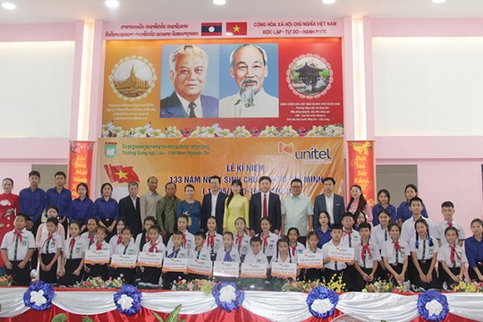 Kỷ niệm 133 năm Ngày sinh Chủ tịch Hồ Chí Minh tại Lào
