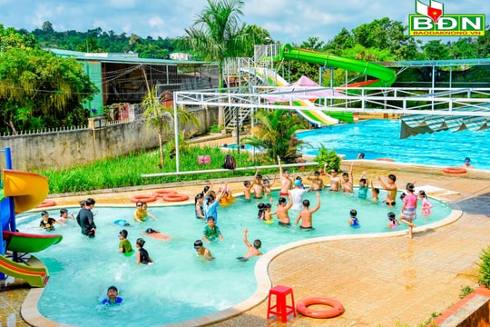 Đa dạng “sân chơi - sân học” trong mùa hè