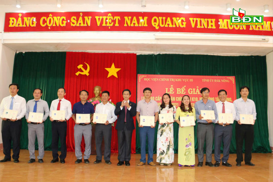 Đắk Nông: 59 học viên hoàn thành lớp Cao cấp lý luận chính trị K10