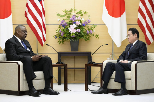 Thủ tướng Nhật Bản khẳng định củng cố năng lực phòng thủ chung với Mỹ