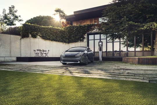 Top 10 xe plug-in hybrid rẻ nhất trên thị trường hiện nay