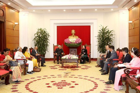 Quan hệ hữu nghị đặc biệt Việt Nam-Ấn Độ tiếp tục phát triển tốt đẹp