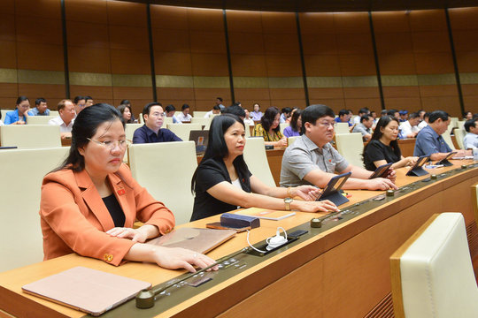 Quốc hội thông qua Luật Giao dịch điện tử sửa đổi