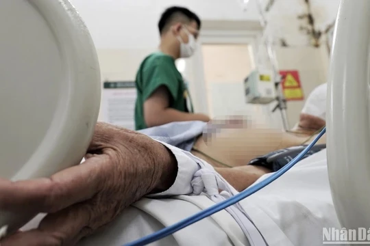 Nhận diện tình trạng sốc ở người mắc sốt xuất huyết