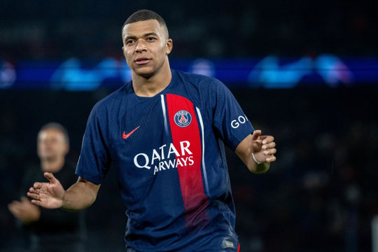 Kết quả Cúp C1: Thắng đậm AC Milan, PSG chiếm ngôi đầu bảng
