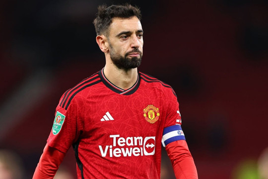 Đá 15 trận thua 8, Man Utd thiết lập thành tích kém nhất 60 năm qua