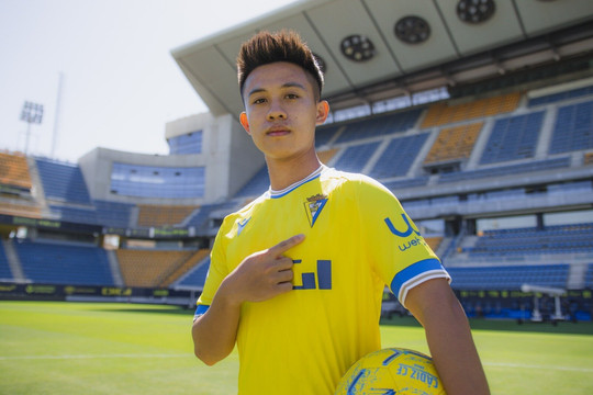 Tuyển thủ U23 Việt Nam chia tay đội bóng La Liga