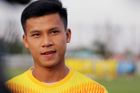 Được HLV Troussier triệu tập, tân binh tuyển Việt Nam mừng như vô địch SEA Games