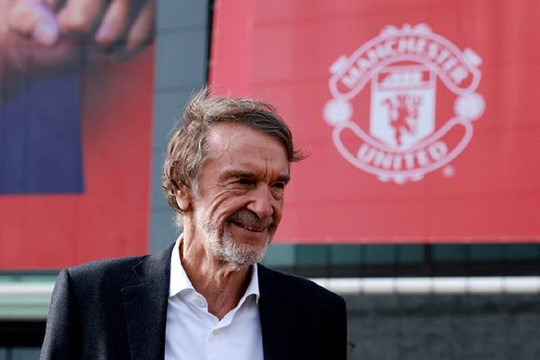 Sân Old Trafford xập xệ hết mức, chủ mới chi 300 triệu USD không đủ cứu Man Utd