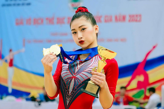 VĐV tố bị ăn chặn tiền thưởng: Cho thôi tập trung 2 HLV của Phạm Như Phương