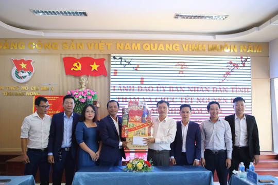 UBND tỉnh Đắk Nông chúc tết Hội Doanh nhân trẻ