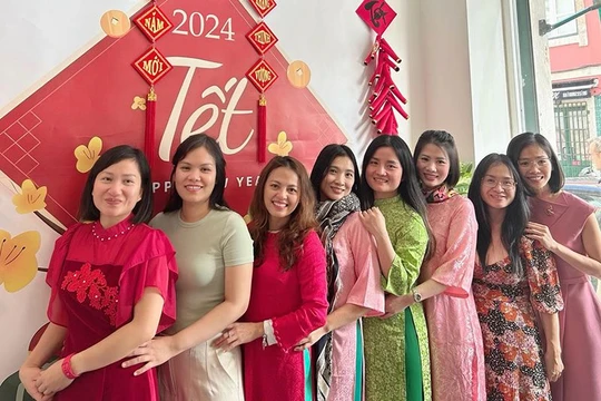 Tết sum vầy của người Việt ở Bồ Đào Nha