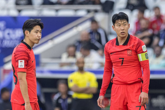 HLV Shin Tae-yong khuyên Son Heung-min tha thứ cho Lee Kang-in