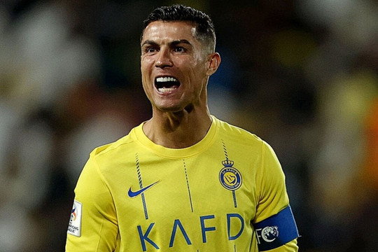 Ronaldo ghi bàn đưa Al Nassr vào tứ kết AFC Champions League