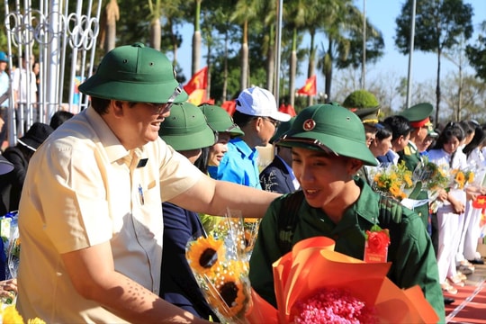 153 thanh niên Đắk R'lấp lên đường nhập ngũ