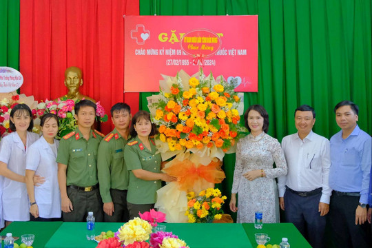 Lãnh đạo tỉnh Đắk Nông thăm Bệnh xá Quân dân y và Bệnh xá Công an tỉnh