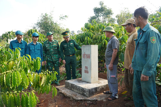 Sắt son nghĩa tình miền biên cương Đắk Song