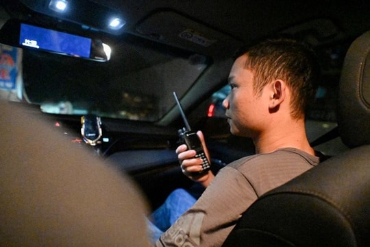 Cảnh sát giao thông mặc thường phục sẽ thường xuyên di chuyển để ghi nhận vi phạm trên đường