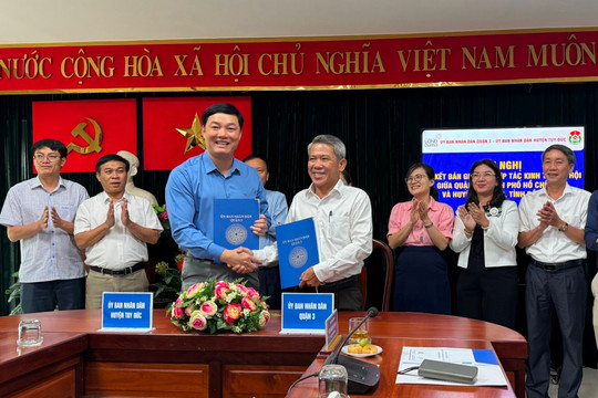 Huyện biên giới ở Đắk Nông hợp tác với quận 3, TP. Hồ Chí Minh