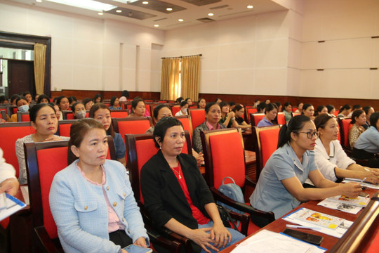 Phụ nữ Đắk Nông “bắt nhịp” chuyển đổi số