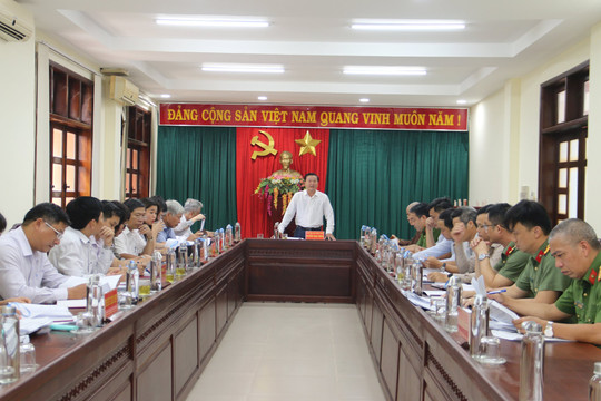 Thẩm tra dự thảo nghị quyết đối với lực lượng bảo vệ an ninh, trật tự cơ sở