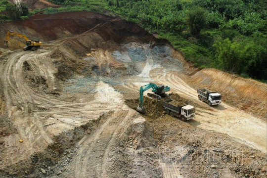 Vật liệu đất đắp - Nút thắt kìm hãm tiến độ đầu tư công ở Đắk Nông
