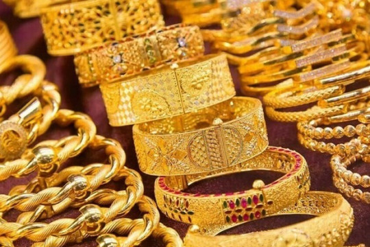 Giá vàng trưa nay 17/6/2024: Giá vàng nhẫn quay đầu giảm nhẹ