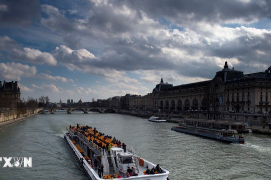 Olympic Paris 2024: Sông Seine chưa đạt tiêu chuẩn để tổ chức bơi