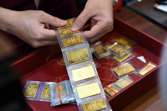 Giá vàng hôm nay 30/6/2024: Giá vàng nhẫn 9999 áp sát mốc 76 triệu đồng