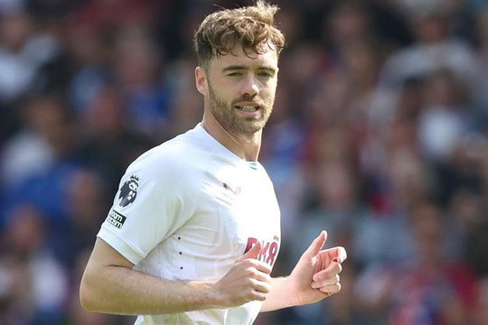Cardiff đã có chữ ký của Calum Chambers từ Aston Villa