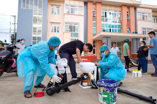 Làm gì để phòng, chống sốt xuất huyết ?