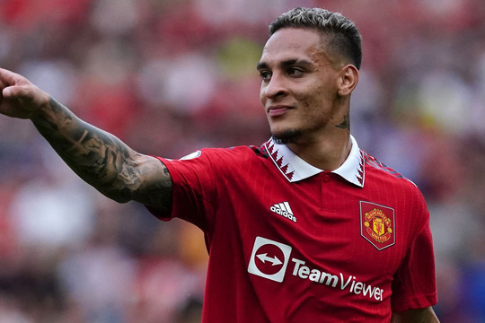Chuyển nhượng sáng 21/7: MU cho Antony đi "du học", Real muốn cuỗm Calafiori trước mũi Arsenal