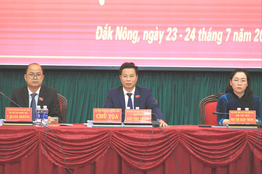 Hình ảnh Kỳ họp thứ 8, HĐND tỉnh Đắk Nông khóa IV