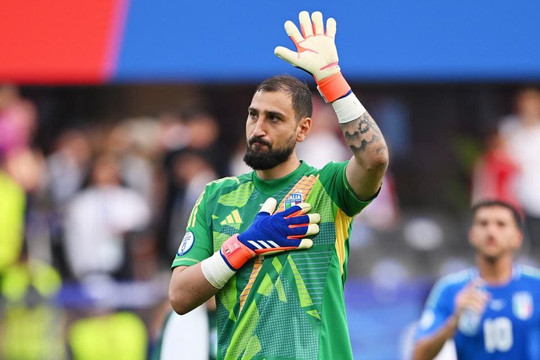 Donnarumma tỏ tình với Man City