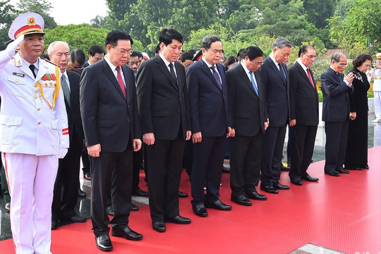 Lãnh đạo Đảng, Nhà nước dâng hương tưởng niệm các Anh hùng liệt sĩ