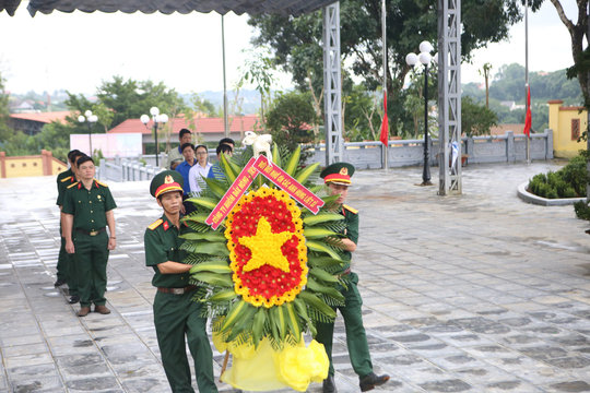 Công ty Nhôm Đắk Nông tri ân các gia đình thương binh, liệt sĩ