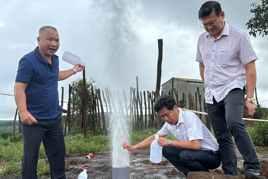 Bộ Tài nguyên và Môi trường vào cuộc giếng khoan phun trào ở Gia Lai