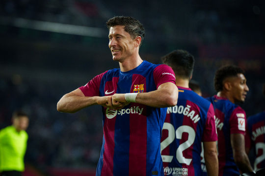 Nhận định, dự đoán Barca vs AC Milan: Lewandowski đi bán hành