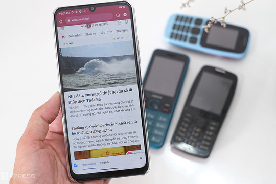 Tất bật sắm điện thoại 4G vì máy 2G bị chặn chiều gọi đi